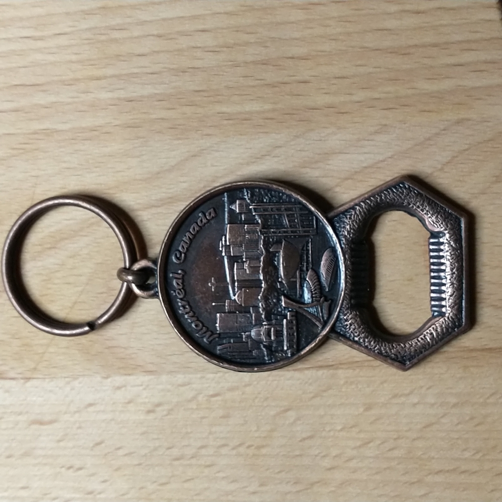 Montreal keychain